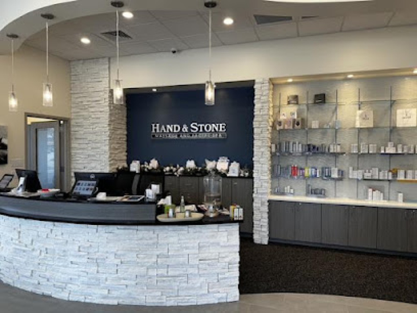 J&H Massage Spa photo 1
