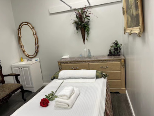 New Sunny Massage listing photo