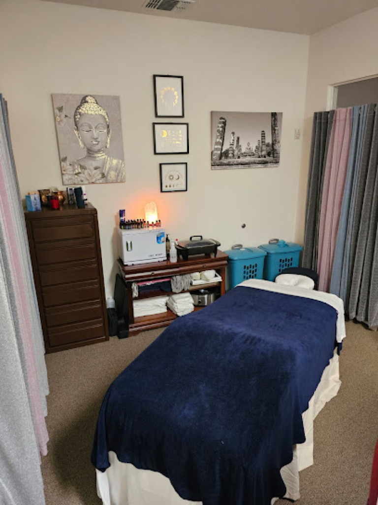 Auburn Massage photo 1