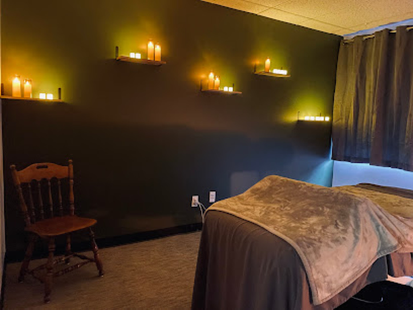 Lotus Massage photo 1