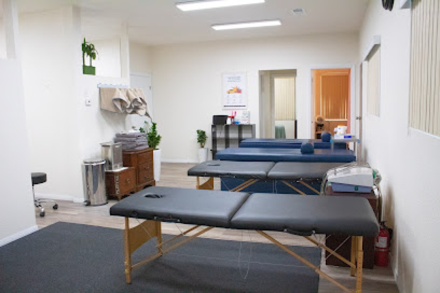 Total Massage & Acupressure photo 1
