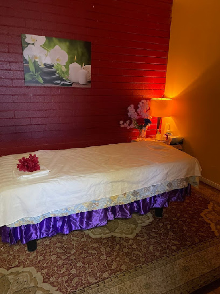 HAPPI MASSAGE photo 1