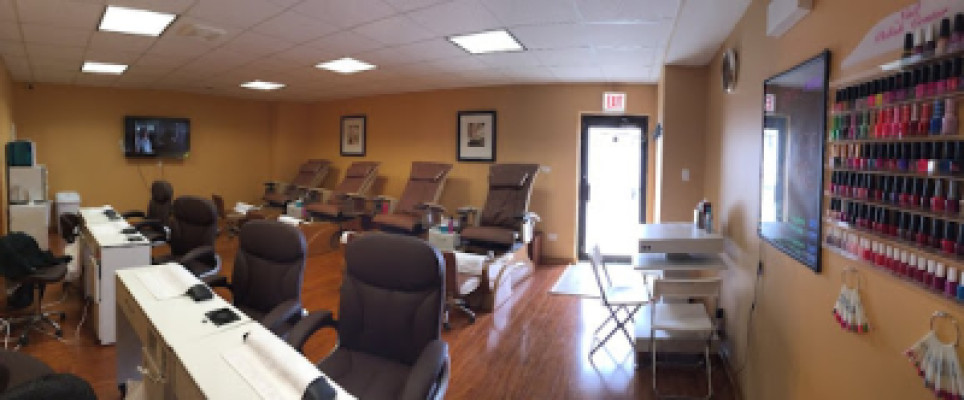 Spa Kastle listing photo