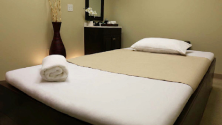 Natural Thai Spa listing photo