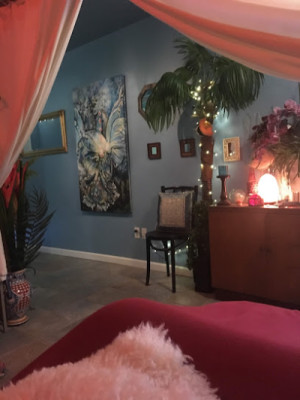 Urban Oasis listing photo