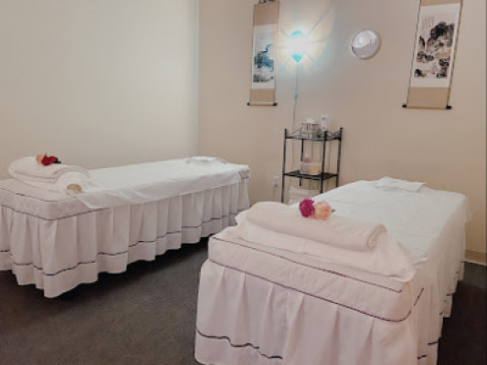 HAPPY FOOT Spa listing photo