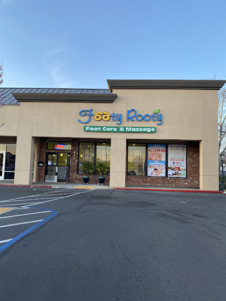 Footy Rooty Spa photo 1