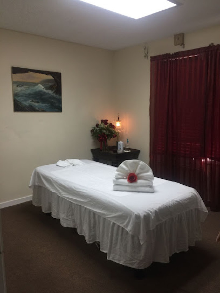 Massage University Boulevard photo 1