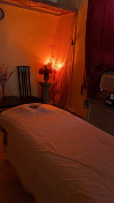 Elegant Spa listing photo