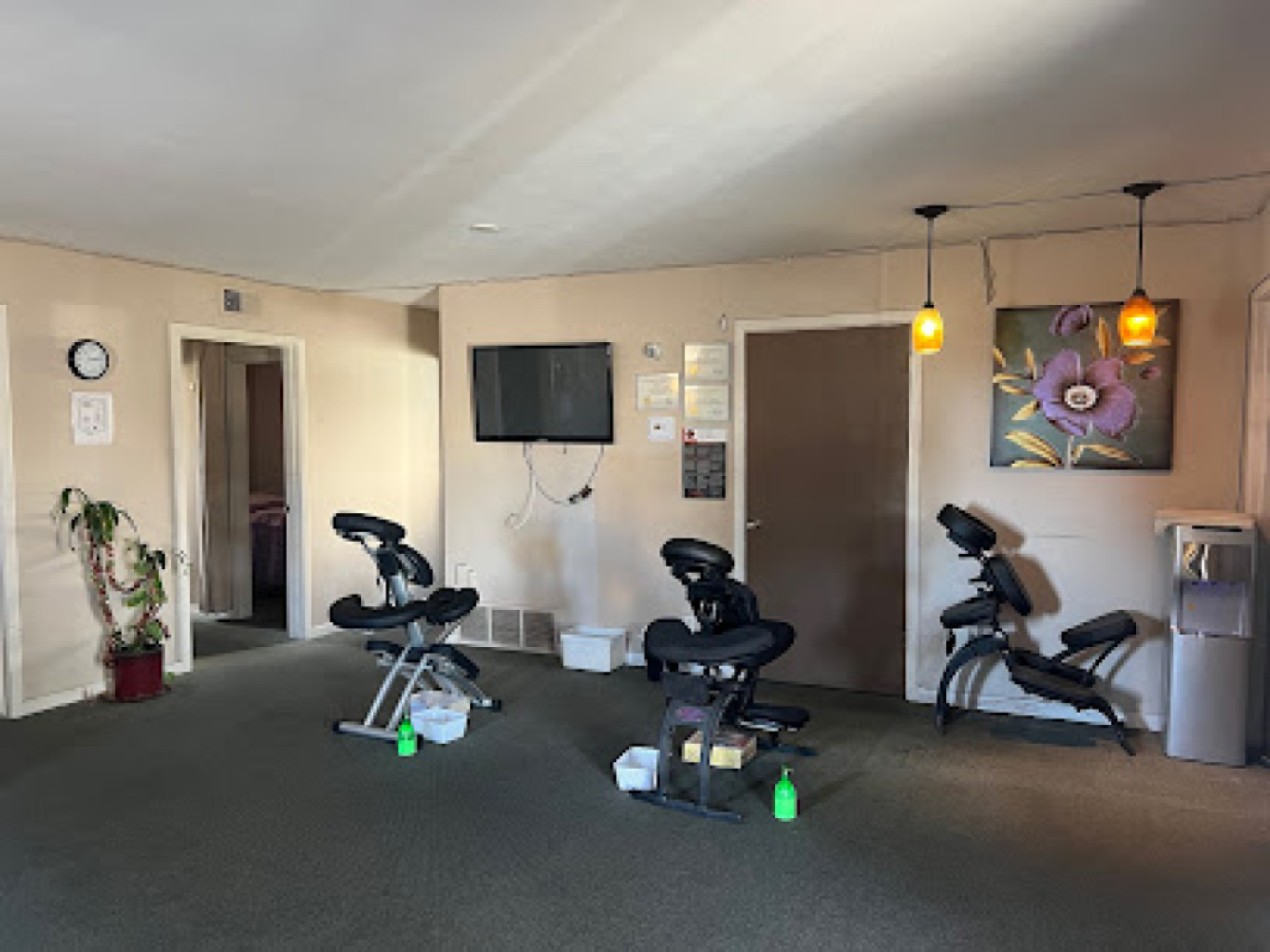 A Massage Miracle photo 1