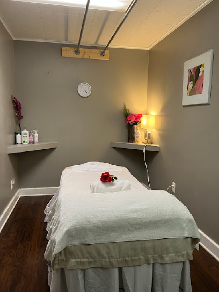 AAA Therapeutic Massage photo 1