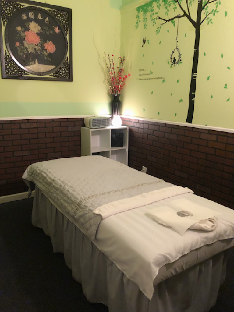 Foot Lax Massage photo 1