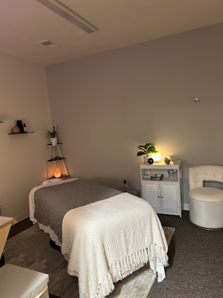 Asian Massage photo 1