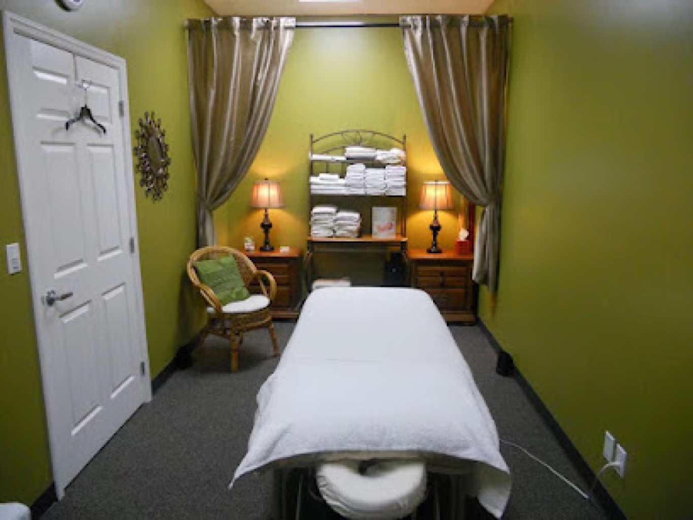 Traditional Massage photo 1