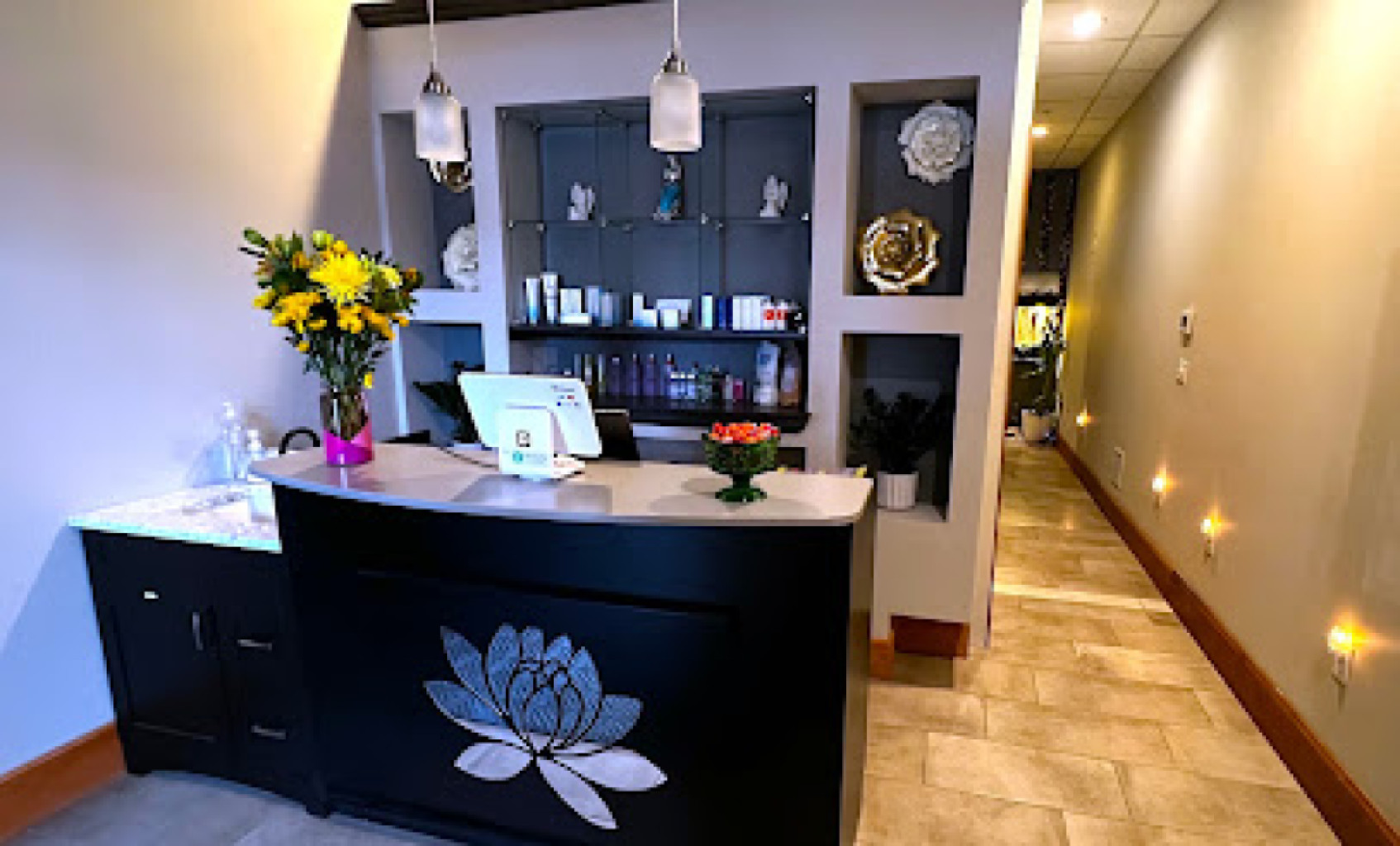Lotus SPA photo 1