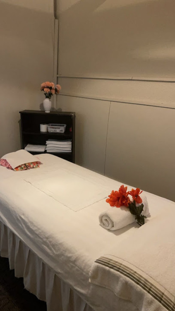 Ruyi Massage photo 1