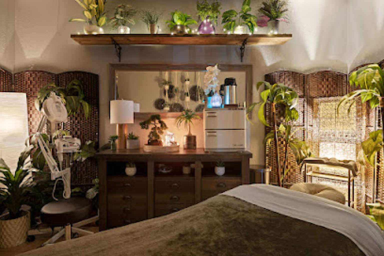 Uplift Massage & Spa photo 1