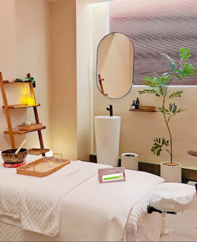 M Asian Massage photo 1