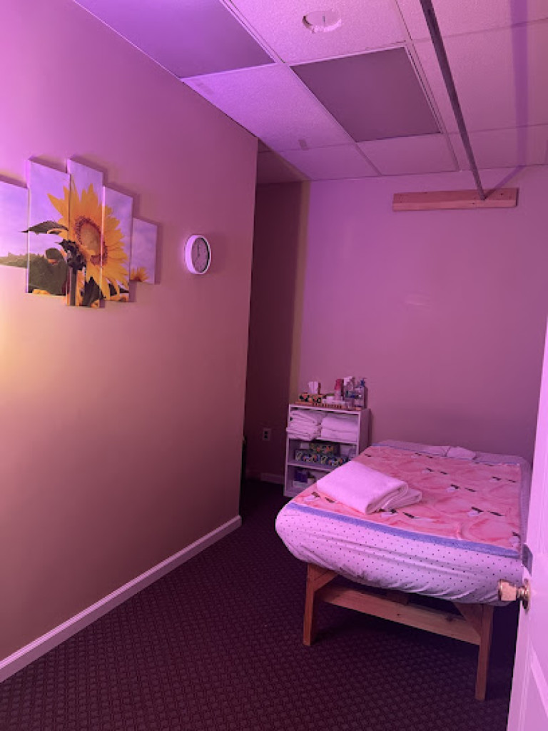 Healing Hands Massage photo 1