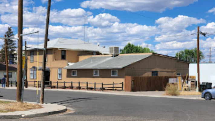 Mona's Ranch listing photo
