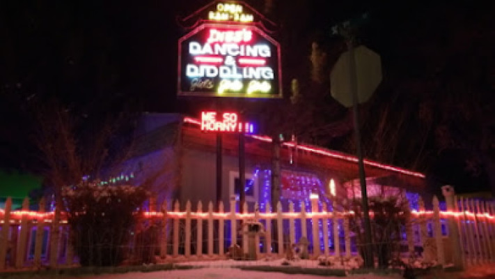 Inez's D&D listing photo