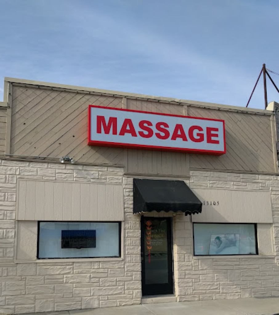 Summertime Asian Massage photo 1