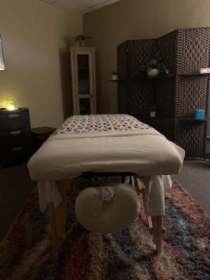 Yi's therapeutic massage listing photo