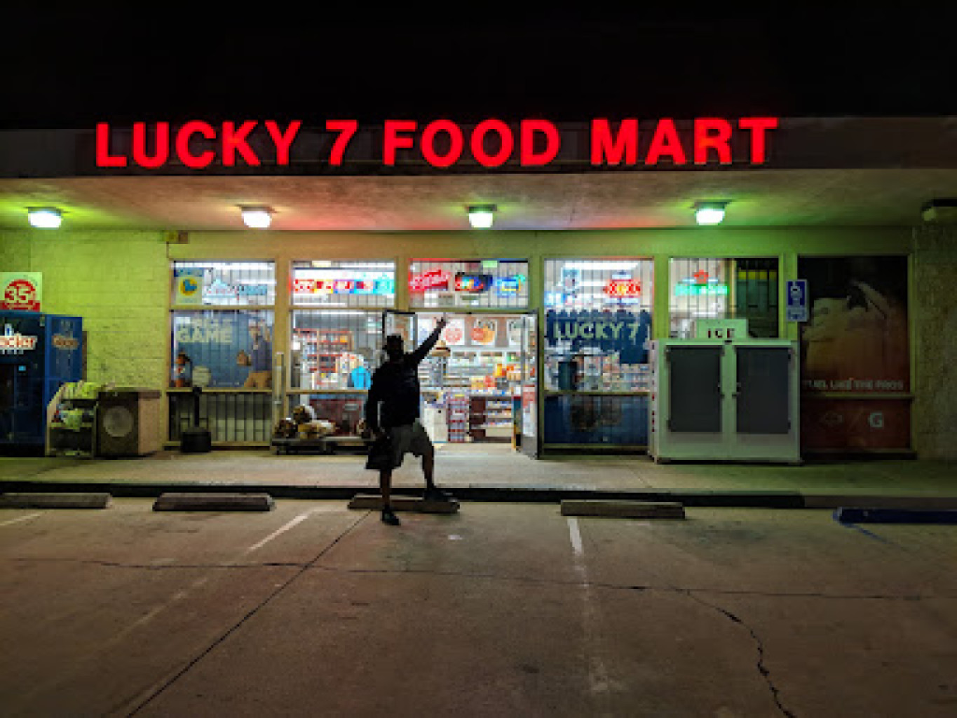 Lucky 7 photo 1