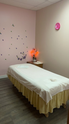Sunny Massage listing photo