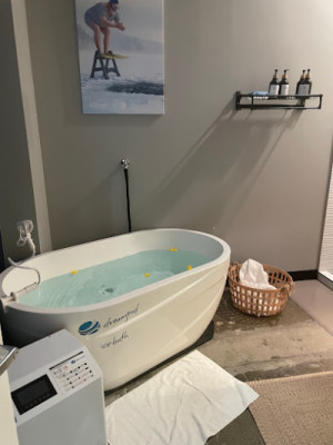 Newport day spa listing photo