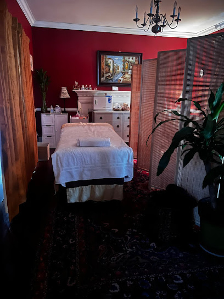 Health Spa Massage photo 1