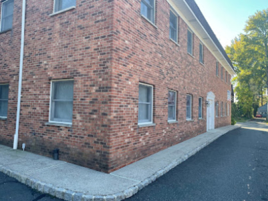 Sunny Spa listing photo