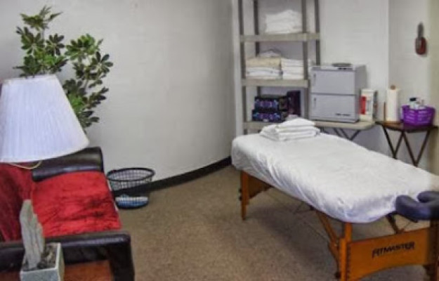 98 Chinese Massage listing photo