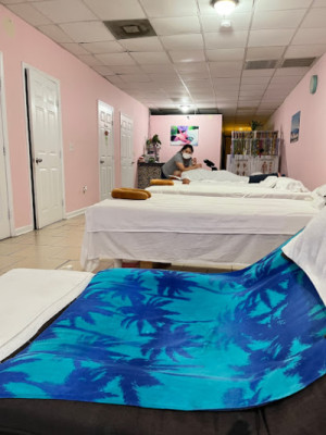 Seven Qi Spa listing photo