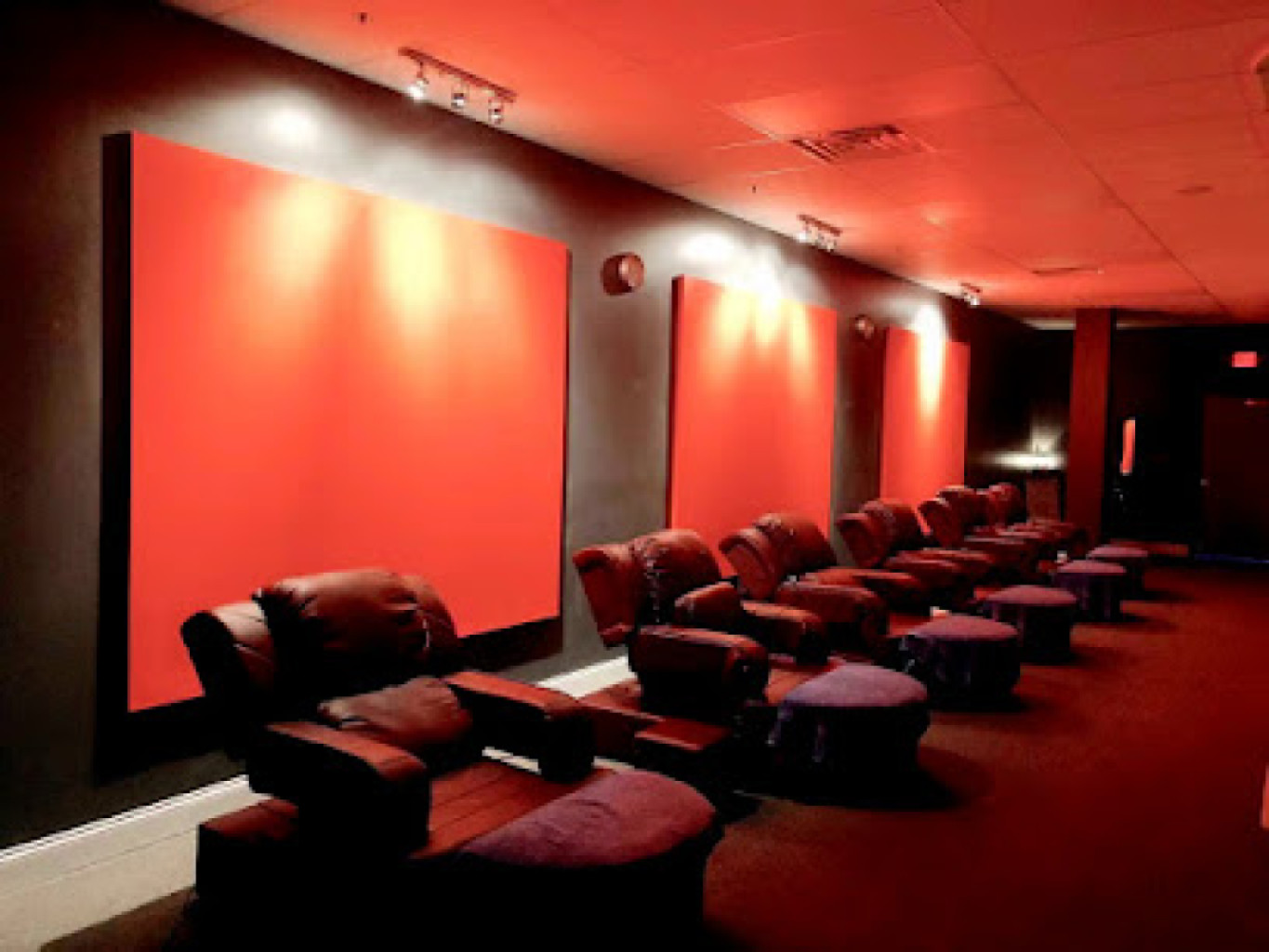 Oriental foot spa photo 1