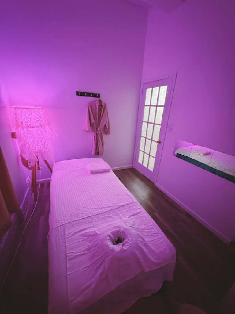 Golden spa photo 1