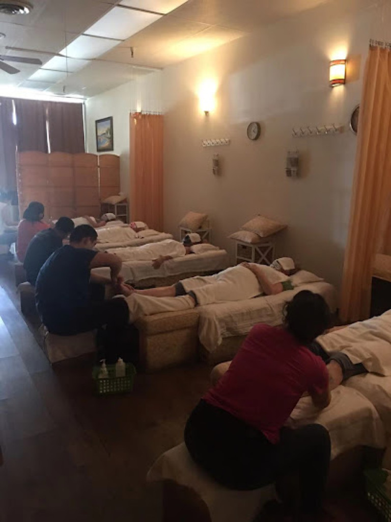 Take Off Your Shoes Foot And Body Massage photo 1