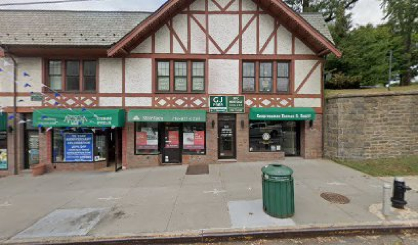 Douglaston foot rub photo 1