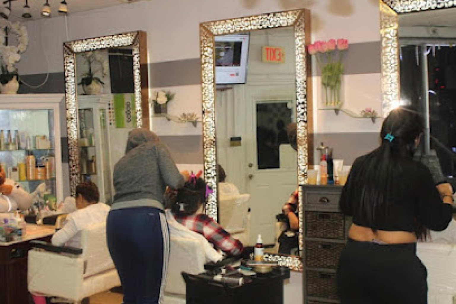 Aloha Salon (Lotus Salon) photo 1