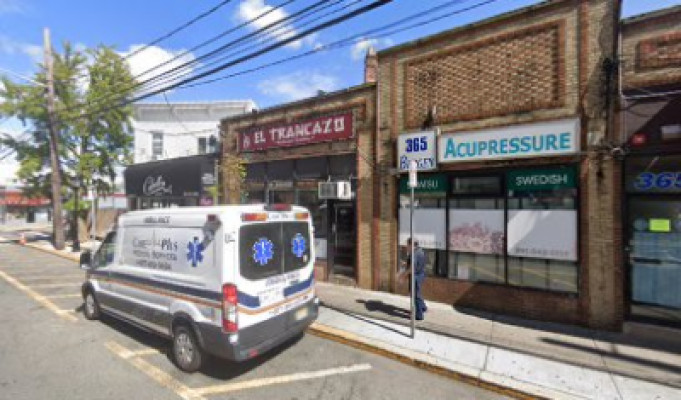 365 Spa listing photo