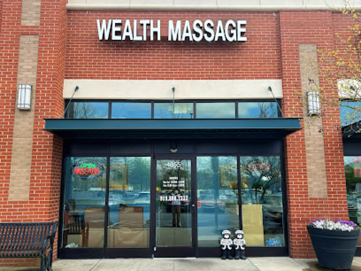 Wealth Massage photo 1