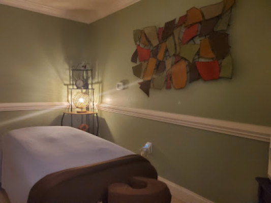 Airmeith Massage & Oils listing photo