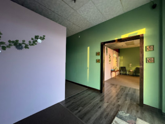 Jian Massage listing photo