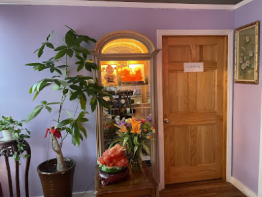 Little Bird Spa listing photo