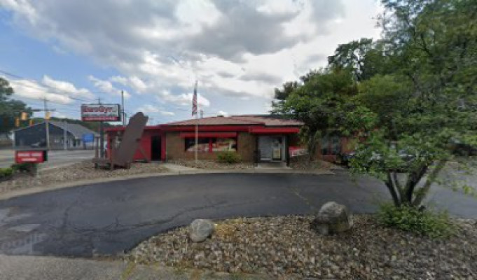 Sandie's Spa listing photo