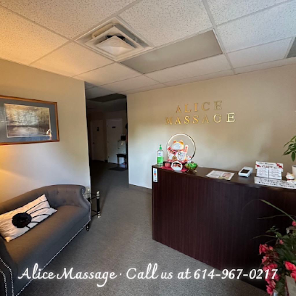 Alice Massage photo 1