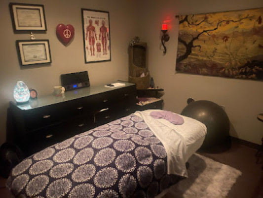 Hott Pink Therapeutic Spa listing photo
