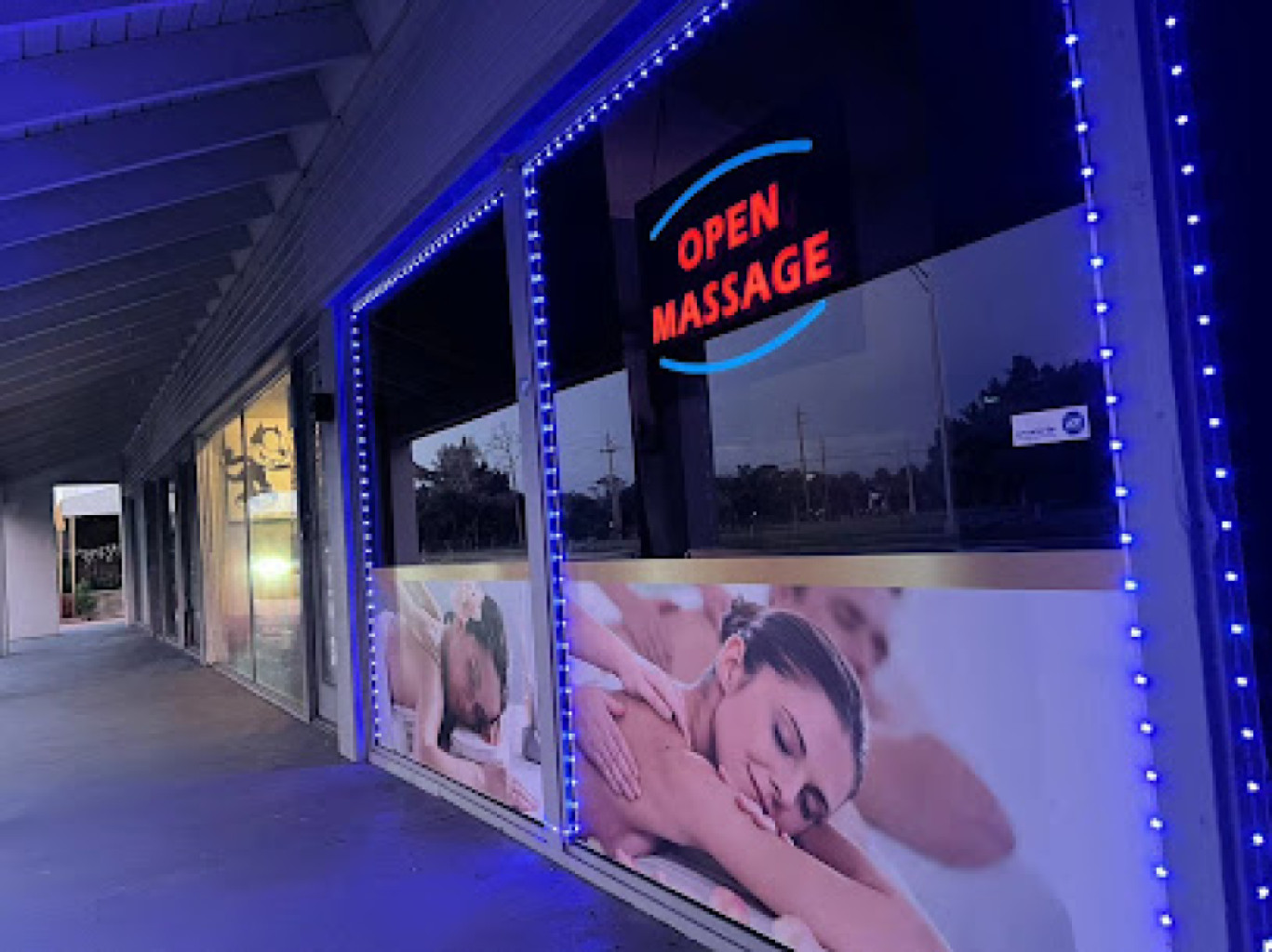Sea Island Spa Massage photo 1
