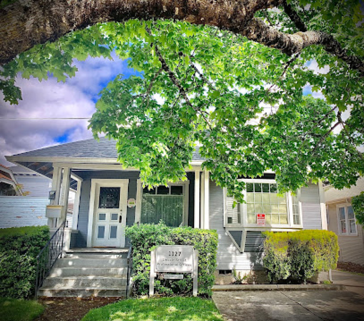 Compass Rose Massage photo 1