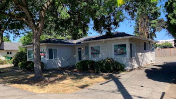 Massage Oak listing photo